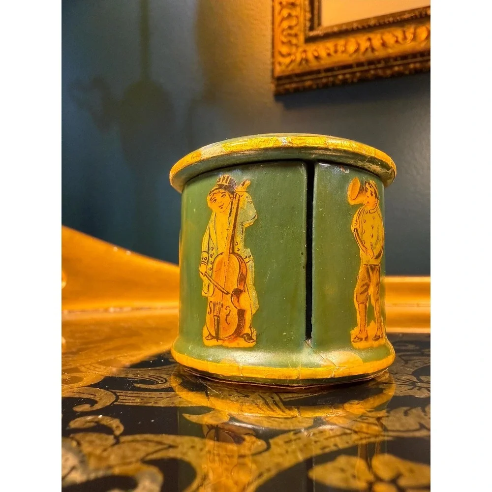 Vintage Hand-Painted Wood Stamp Roll Box 2″ Round Musical Figures - Picture 10 of 16